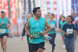 BIB: 0889, 50427
                            <button type="button" onclick="openModal(10478477)" class="btn btn-primary btn-sm float-right btn-popup" data-toggle="modal" data-target=".modal-high-quality">
                        <i class="fas fa-shopping-cart"></i> Add to Cart
                    </button>
                                            <button type="button" onclick="isThisMe(10478477, true)" class="btn btn-success btn-sm float-right btn-popup btn-isme hidden" data-toggle="tooltip" data-placement="bottom" title="นี่คือรูปของคุณใช่ไหม คลิกที่นี่เพื่อเอาเข้าอัลบั้ม">
                        <i class="fas fa-plus"></i> Add to album
                    </button>
                    <button type="button" onclick="isThisMe(10478477, false)" class="btn btn-warning btn-sm float-right btn-popup btn-isnotme hidden">
                        <i class="fas fa-ban"></i> Remove from album
                    </button>