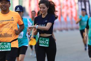 BIB: 70974, 70291
                            <button type="button" onclick="openModal(10477257)" class="btn btn-primary btn-sm float-right btn-popup" data-toggle="modal" data-target=".modal-high-quality">
                        <i class="fas fa-shopping-cart"></i> Add to Cart
                    </button>
                                            <button type="button" onclick="isThisMe(10477257, true)" class="btn btn-success btn-sm float-right btn-popup btn-isme hidden" data-toggle="tooltip" data-placement="bottom" title="นี่คือรูปของคุณใช่ไหม คลิกที่นี่เพื่อเอาเข้าอัลบั้ม">
                        <i class="fas fa-plus"></i> Add to album
                    </button>
                    <button type="button" onclick="isThisMe(10477257, false)" class="btn btn-warning btn-sm float-right btn-popup btn-isnotme hidden">
                        <i class="fas fa-ban"></i> Remove from album
                    </button>