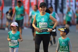 BIB: 52935, 52263, 51524
                            <button type="button" onclick="openModal(10480046)" class="btn btn-primary btn-sm float-right btn-popup" data-toggle="modal" data-target=".modal-high-quality">
                        <i class="fas fa-shopping-cart"></i> Add to Cart
                    </button>
                                            <button type="button" onclick="isThisMe(10480046, true)" class="btn btn-success btn-sm float-right btn-popup btn-isme hidden" data-toggle="tooltip" data-placement="bottom" title="นี่คือรูปของคุณใช่ไหม คลิกที่นี่เพื่อเอาเข้าอัลบั้ม">
                        <i class="fas fa-plus"></i> Add to album
                    </button>
                    <button type="button" onclick="isThisMe(10480046, false)" class="btn btn-warning btn-sm float-right btn-popup btn-isnotme hidden">
                        <i class="fas fa-ban"></i> Remove from album
                    </button>