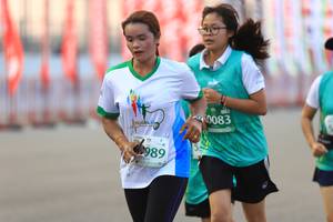 BIB: 0083, 989
                            <button type="button" onclick="openModal(10477730)" class="btn btn-primary btn-sm float-right btn-popup" data-toggle="modal" data-target=".modal-high-quality">
                        <i class="fas fa-shopping-cart"></i> Add to Cart
                    </button>
                                            <button type="button" onclick="isThisMe(10477730, true)" class="btn btn-success btn-sm float-right btn-popup btn-isme hidden" data-toggle="tooltip" data-placement="bottom" title="นี่คือรูปของคุณใช่ไหม คลิกที่นี่เพื่อเอาเข้าอัลบั้ม">
                        <i class="fas fa-plus"></i> Add to album
                    </button>
                    <button type="button" onclick="isThisMe(10477730, false)" class="btn btn-warning btn-sm float-right btn-popup btn-isnotme hidden">
                        <i class="fas fa-ban"></i> Remove from album
                    </button>