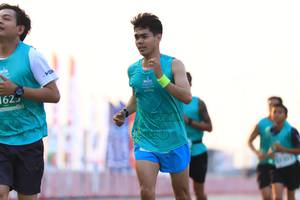 BIB: 1625
                            <button type="button" onclick="openModal(10476807)" class="btn btn-primary btn-sm float-right btn-popup" data-toggle="modal" data-target=".modal-high-quality">
                        <i class="fas fa-shopping-cart"></i> Add to Cart
                    </button>
                                            <button type="button" onclick="isThisMe(10476807, true)" class="btn btn-success btn-sm float-right btn-popup btn-isme hidden" data-toggle="tooltip" data-placement="bottom" title="นี่คือรูปของคุณใช่ไหม คลิกที่นี่เพื่อเอาเข้าอัลบั้ม">
                        <i class="fas fa-plus"></i> Add to album
                    </button>
                    <button type="button" onclick="isThisMe(10476807, false)" class="btn btn-warning btn-sm float-right btn-popup btn-isnotme hidden">
                        <i class="fas fa-ban"></i> Remove from album
                    </button>