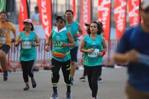 BIB: 5170, 52939, 50761
                            <button type="button" onclick="openModal(10478856)" class="btn btn-primary btn-sm float-right btn-popup" data-toggle="modal" data-target=".modal-high-quality">
                        <i class="fas fa-shopping-cart"></i> Add to Cart
                    </button>
                                            <button type="button" onclick="isThisMe(10478856, true)" class="btn btn-success btn-sm float-right btn-popup btn-isme hidden" data-toggle="tooltip" data-placement="bottom" title="นี่คือรูปของคุณใช่ไหม คลิกที่นี่เพื่อเอาเข้าอัลบั้ม">
                        <i class="fas fa-plus"></i> Add to album
                    </button>
                    <button type="button" onclick="isThisMe(10478856, false)" class="btn btn-warning btn-sm float-right btn-popup btn-isnotme hidden">
                        <i class="fas fa-ban"></i> Remove from album
                    </button>