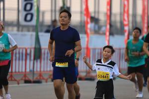 BIB: 53441, 100
                            <button type="button" onclick="openModal(10479221)" class="btn btn-primary btn-sm float-right btn-popup" data-toggle="modal" data-target=".modal-high-quality">
                        <i class="fas fa-shopping-cart"></i> Add to Cart
                    </button>
                                            <button type="button" onclick="isThisMe(10479221, true)" class="btn btn-success btn-sm float-right btn-popup btn-isme hidden" data-toggle="tooltip" data-placement="bottom" title="นี่คือรูปของคุณใช่ไหม คลิกที่นี่เพื่อเอาเข้าอัลบั้ม">
                        <i class="fas fa-plus"></i> Add to album
                    </button>
                    <button type="button" onclick="isThisMe(10479221, false)" class="btn btn-warning btn-sm float-right btn-popup btn-isnotme hidden">
                        <i class="fas fa-ban"></i> Remove from album
                    </button>