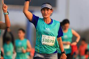 BIB: 53070
                            <button type="button" onclick="openModal(10476589)" class="btn btn-primary btn-sm float-right btn-popup" data-toggle="modal" data-target=".modal-high-quality">
                        <i class="fas fa-shopping-cart"></i> Add to Cart
                    </button>
                                            <button type="button" onclick="isThisMe(10476589, true)" class="btn btn-success btn-sm float-right btn-popup btn-isme hidden" data-toggle="tooltip" data-placement="bottom" title="นี่คือรูปของคุณใช่ไหม คลิกที่นี่เพื่อเอาเข้าอัลบั้ม">
                        <i class="fas fa-plus"></i> Add to album
                    </button>
                    <button type="button" onclick="isThisMe(10476589, false)" class="btn btn-warning btn-sm float-right btn-popup btn-isnotme hidden">
                        <i class="fas fa-ban"></i> Remove from album
                    </button>