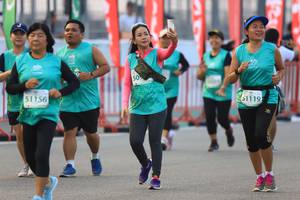 BIB: 51156, 61119
                            <button type="button" onclick="openModal(10479590)" class="btn btn-primary btn-sm float-right btn-popup" data-toggle="modal" data-target=".modal-high-quality">
                        <i class="fas fa-shopping-cart"></i> Add to Cart
                    </button>
                                            <button type="button" onclick="isThisMe(10479590, true)" class="btn btn-success btn-sm float-right btn-popup btn-isme hidden" data-toggle="tooltip" data-placement="bottom" title="นี่คือรูปของคุณใช่ไหม คลิกที่นี่เพื่อเอาเข้าอัลบั้ม">
                        <i class="fas fa-plus"></i> Add to album
                    </button>
                    <button type="button" onclick="isThisMe(10479590, false)" class="btn btn-warning btn-sm float-right btn-popup btn-isnotme hidden">
                        <i class="fas fa-ban"></i> Remove from album
                    </button>