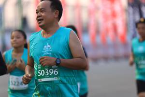 BIB: 50396
                            <button type="button" onclick="openModal(10477869)" class="btn btn-primary btn-sm float-right btn-popup" data-toggle="modal" data-target=".modal-high-quality">
                        <i class="fas fa-shopping-cart"></i> Add to Cart
                    </button>
                                            <button type="button" onclick="isThisMe(10477869, true)" class="btn btn-success btn-sm float-right btn-popup btn-isme hidden" data-toggle="tooltip" data-placement="bottom" title="นี่คือรูปของคุณใช่ไหม คลิกที่นี่เพื่อเอาเข้าอัลบั้ม">
                        <i class="fas fa-plus"></i> Add to album
                    </button>
                    <button type="button" onclick="isThisMe(10477869, false)" class="btn btn-warning btn-sm float-right btn-popup btn-isnotme hidden">
                        <i class="fas fa-ban"></i> Remove from album
                    </button>