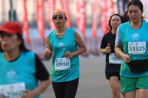 BIB: 53325, 53050, 50950
                            <button type="button" onclick="openModal(10477935)" class="btn btn-primary btn-sm float-right btn-popup" data-toggle="modal" data-target=".modal-high-quality">
                        <i class="fas fa-shopping-cart"></i> Add to Cart
                    </button>
                                            <button type="button" onclick="isThisMe(10477935, true)" class="btn btn-success btn-sm float-right btn-popup btn-isme hidden" data-toggle="tooltip" data-placement="bottom" title="นี่คือรูปของคุณใช่ไหม คลิกที่นี่เพื่อเอาเข้าอัลบั้ม">
                        <i class="fas fa-plus"></i> Add to album
                    </button>
                    <button type="button" onclick="isThisMe(10477935, false)" class="btn btn-warning btn-sm float-right btn-popup btn-isnotme hidden">
                        <i class="fas fa-ban"></i> Remove from album
                    </button>