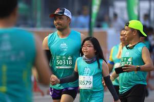 BIB: 50318, 0172, 50579
                            <button type="button" onclick="openModal(10479984)" class="btn btn-primary btn-sm float-right btn-popup" data-toggle="modal" data-target=".modal-high-quality">
                        <i class="fas fa-shopping-cart"></i> Add to Cart
                    </button>
                                            <button type="button" onclick="isThisMe(10479984, true)" class="btn btn-success btn-sm float-right btn-popup btn-isme hidden" data-toggle="tooltip" data-placement="bottom" title="นี่คือรูปของคุณใช่ไหม คลิกที่นี่เพื่อเอาเข้าอัลบั้ม">
                        <i class="fas fa-plus"></i> Add to album
                    </button>
                    <button type="button" onclick="isThisMe(10479984, false)" class="btn btn-warning btn-sm float-right btn-popup btn-isnotme hidden">
                        <i class="fas fa-ban"></i> Remove from album
                    </button>