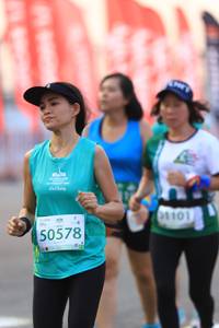 BIB: 1101, 50578
                            <button type="button" onclick="openModal(10477532)" class="btn btn-primary btn-sm float-right btn-popup" data-toggle="modal" data-target=".modal-high-quality">
                        <i class="fas fa-shopping-cart"></i> Add to Cart
                    </button>
                                            <button type="button" onclick="isThisMe(10477532, true)" class="btn btn-success btn-sm float-right btn-popup btn-isme hidden" data-toggle="tooltip" data-placement="bottom" title="นี่คือรูปของคุณใช่ไหม คลิกที่นี่เพื่อเอาเข้าอัลบั้ม">
                        <i class="fas fa-plus"></i> Add to album
                    </button>
                    <button type="button" onclick="isThisMe(10477532, false)" class="btn btn-warning btn-sm float-right btn-popup btn-isnotme hidden">
                        <i class="fas fa-ban"></i> Remove from album
                    </button>