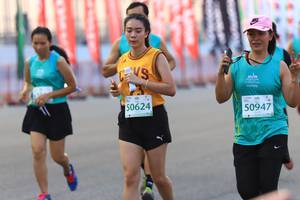 BIB: 50624, 50947
                            <button type="button" onclick="openModal(10477255)" class="btn btn-primary btn-sm float-right btn-popup" data-toggle="modal" data-target=".modal-high-quality">
                        <i class="fas fa-shopping-cart"></i> Add to Cart
                    </button>
                                            <button type="button" onclick="isThisMe(10477255, true)" class="btn btn-success btn-sm float-right btn-popup btn-isme hidden" data-toggle="tooltip" data-placement="bottom" title="นี่คือรูปของคุณใช่ไหม คลิกที่นี่เพื่อเอาเข้าอัลบั้ม">
                        <i class="fas fa-plus"></i> Add to album
                    </button>
                    <button type="button" onclick="isThisMe(10477255, false)" class="btn btn-warning btn-sm float-right btn-popup btn-isnotme hidden">
                        <i class="fas fa-ban"></i> Remove from album
                    </button>