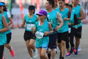 BIB: 52528, 52336
                            <button type="button" onclick="openModal(10478047)" class="btn btn-primary btn-sm float-right btn-popup" data-toggle="modal" data-target=".modal-high-quality">
                        <i class="fas fa-shopping-cart"></i> Add to Cart
                    </button>
                                            <button type="button" onclick="isThisMe(10478047, true)" class="btn btn-success btn-sm float-right btn-popup btn-isme hidden" data-toggle="tooltip" data-placement="bottom" title="นี่คือรูปของคุณใช่ไหม คลิกที่นี่เพื่อเอาเข้าอัลบั้ม">
                        <i class="fas fa-plus"></i> Add to album
                    </button>
                    <button type="button" onclick="isThisMe(10478047, false)" class="btn btn-warning btn-sm float-right btn-popup btn-isnotme hidden">
                        <i class="fas fa-ban"></i> Remove from album
                    </button>