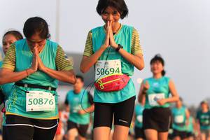 BIB: 50694, 50876
                            <button type="button" onclick="openModal(10476628)" class="btn btn-primary btn-sm float-right btn-popup" data-toggle="modal" data-target=".modal-high-quality">
                        <i class="fas fa-shopping-cart"></i> Add to Cart
                    </button>
                                            <button type="button" onclick="isThisMe(10476628, true)" class="btn btn-success btn-sm float-right btn-popup btn-isme hidden" data-toggle="tooltip" data-placement="bottom" title="นี่คือรูปของคุณใช่ไหม คลิกที่นี่เพื่อเอาเข้าอัลบั้ม">
                        <i class="fas fa-plus"></i> Add to album
                    </button>
                    <button type="button" onclick="isThisMe(10476628, false)" class="btn btn-warning btn-sm float-right btn-popup btn-isnotme hidden">
                        <i class="fas fa-ban"></i> Remove from album
                    </button>