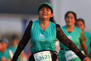 BIB: 52625
                            <button type="button" onclick="openModal(10476623)" class="btn btn-primary btn-sm float-right btn-popup" data-toggle="modal" data-target=".modal-high-quality">
                        <i class="fas fa-shopping-cart"></i> Add to Cart
                    </button>
                                            <button type="button" onclick="isThisMe(10476623, true)" class="btn btn-success btn-sm float-right btn-popup btn-isme hidden" data-toggle="tooltip" data-placement="bottom" title="นี่คือรูปของคุณใช่ไหม คลิกที่นี่เพื่อเอาเข้าอัลบั้ม">
                        <i class="fas fa-plus"></i> Add to album
                    </button>
                    <button type="button" onclick="isThisMe(10476623, false)" class="btn btn-warning btn-sm float-right btn-popup btn-isnotme hidden">
                        <i class="fas fa-ban"></i> Remove from album
                    </button>