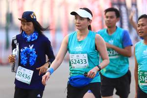 BIB: 023, 52433, 516, 52436
                            <button type="button" onclick="openModal(10477756)" class="btn btn-primary btn-sm float-right btn-popup" data-toggle="modal" data-target=".modal-high-quality">
                        <i class="fas fa-shopping-cart"></i> Add to Cart
                    </button>
                                            <button type="button" onclick="isThisMe(10477756, true)" class="btn btn-success btn-sm float-right btn-popup btn-isme hidden" data-toggle="tooltip" data-placement="bottom" title="นี่คือรูปของคุณใช่ไหม คลิกที่นี่เพื่อเอาเข้าอัลบั้ม">
                        <i class="fas fa-plus"></i> Add to album
                    </button>
                    <button type="button" onclick="isThisMe(10477756, false)" class="btn btn-warning btn-sm float-right btn-popup btn-isnotme hidden">
                        <i class="fas fa-ban"></i> Remove from album
                    </button>