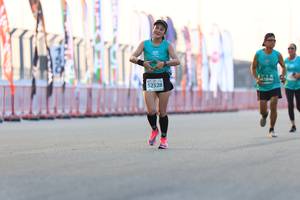 BIB: 1846, 52328
                            <button type="button" onclick="openModal(10476834)" class="btn btn-primary btn-sm float-right btn-popup" data-toggle="modal" data-target=".modal-high-quality">
                        <i class="fas fa-shopping-cart"></i> Add to Cart
                    </button>
                                            <button type="button" onclick="isThisMe(10476834, true)" class="btn btn-success btn-sm float-right btn-popup btn-isme hidden" data-toggle="tooltip" data-placement="bottom" title="นี่คือรูปของคุณใช่ไหม คลิกที่นี่เพื่อเอาเข้าอัลบั้ม">
                        <i class="fas fa-plus"></i> Add to album
                    </button>
                    <button type="button" onclick="isThisMe(10476834, false)" class="btn btn-warning btn-sm float-right btn-popup btn-isnotme hidden">
                        <i class="fas fa-ban"></i> Remove from album
                    </button>