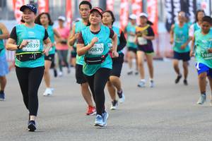 BIB: 0839, 50870, 51605
                            <button type="button" onclick="openModal(10479531)" class="btn btn-primary btn-sm float-right btn-popup" data-toggle="modal" data-target=".modal-high-quality">
                        <i class="fas fa-shopping-cart"></i> Add to Cart
                    </button>
                                            <button type="button" onclick="isThisMe(10479531, true)" class="btn btn-success btn-sm float-right btn-popup btn-isme hidden" data-toggle="tooltip" data-placement="bottom" title="นี่คือรูปของคุณใช่ไหม คลิกที่นี่เพื่อเอาเข้าอัลบั้ม">
                        <i class="fas fa-plus"></i> Add to album
                    </button>
                    <button type="button" onclick="isThisMe(10479531, false)" class="btn btn-warning btn-sm float-right btn-popup btn-isnotme hidden">
                        <i class="fas fa-ban"></i> Remove from album
                    </button>