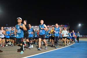 BIB: 0721, 6439, 42474
                            <button type="button" onclick="openModal(10576333)" class="btn btn-primary btn-sm float-right btn-popup" data-toggle="modal" data-target=".modal-high-quality">
                        <i class="fas fa-shopping-cart"></i> Add to Cart
                    </button>
                                            <button type="button" onclick="isThisMe(10576333, true)" class="btn btn-success btn-sm float-right btn-popup btn-isme hidden" data-toggle="tooltip" data-placement="bottom" title="นี่คือรูปของคุณใช่ไหม คลิกที่นี่เพื่อเอาเข้าอัลบั้ม">
                        <i class="fas fa-plus"></i> Add to album
                    </button>
                    <button type="button" onclick="isThisMe(10576333, false)" class="btn btn-warning btn-sm float-right btn-popup btn-isnotme hidden">
                        <i class="fas fa-ban"></i> Remove from album
                    </button>