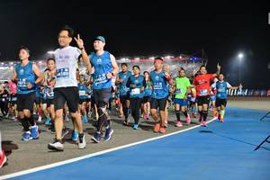 BIB: 4189, 4671, 14859
                            <button type="button" onclick="openModal(10576583)" class="btn btn-primary btn-sm float-right btn-popup" data-toggle="modal" data-target=".modal-high-quality">
                        <i class="fas fa-shopping-cart"></i> Add to Cart
                    </button>
                                            <button type="button" onclick="isThisMe(10576583, true)" class="btn btn-success btn-sm float-right btn-popup btn-isme hidden" data-toggle="tooltip" data-placement="bottom" title="นี่คือรูปของคุณใช่ไหม คลิกที่นี่เพื่อเอาเข้าอัลบั้ม">
                        <i class="fas fa-plus"></i> Add to album
                    </button>
                    <button type="button" onclick="isThisMe(10576583, false)" class="btn btn-warning btn-sm float-right btn-popup btn-isnotme hidden">
                        <i class="fas fa-ban"></i> Remove from album
                    </button>