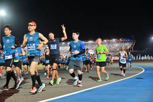 BIB: 44233, 8218, 1621
                            <button type="button" onclick="openModal(10576133)" class="btn btn-primary btn-sm float-right btn-popup" data-toggle="modal" data-target=".modal-high-quality">
                        <i class="fas fa-shopping-cart"></i> Add to Cart
                    </button>
                                            <button type="button" onclick="isThisMe(10576133, true)" class="btn btn-success btn-sm float-right btn-popup btn-isme hidden" data-toggle="tooltip" data-placement="bottom" title="นี่คือรูปของคุณใช่ไหม คลิกที่นี่เพื่อเอาเข้าอัลบั้ม">
                        <i class="fas fa-plus"></i> Add to album
                    </button>
                    <button type="button" onclick="isThisMe(10576133, false)" class="btn btn-warning btn-sm float-right btn-popup btn-isnotme hidden">
                        <i class="fas fa-ban"></i> Remove from album
                    </button>