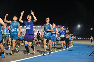 BIB: 45581, 44812, 40127, 40706
                            <button type="button" onclick="openModal(10576439)" class="btn btn-primary btn-sm float-right btn-popup" data-toggle="modal" data-target=".modal-high-quality">
                        <i class="fas fa-shopping-cart"></i> Add to Cart
                    </button>
                                            <button type="button" onclick="isThisMe(10576439, true)" class="btn btn-success btn-sm float-right btn-popup btn-isme hidden" data-toggle="tooltip" data-placement="bottom" title="นี่คือรูปของคุณใช่ไหม คลิกที่นี่เพื่อเอาเข้าอัลบั้ม">
                        <i class="fas fa-plus"></i> Add to album
                    </button>
                    <button type="button" onclick="isThisMe(10576439, false)" class="btn btn-warning btn-sm float-right btn-popup btn-isnotme hidden">
                        <i class="fas fa-ban"></i> Remove from album
                    </button>
