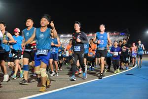 BIB: 45794, 1267, 41632
                            <button type="button" onclick="openModal(10576518)" class="btn btn-primary btn-sm float-right btn-popup" data-toggle="modal" data-target=".modal-high-quality">
                        <i class="fas fa-shopping-cart"></i> Add to Cart
                    </button>
                                            <button type="button" onclick="isThisMe(10576518, true)" class="btn btn-success btn-sm float-right btn-popup btn-isme hidden" data-toggle="tooltip" data-placement="bottom" title="นี่คือรูปของคุณใช่ไหม คลิกที่นี่เพื่อเอาเข้าอัลบั้ม">
                        <i class="fas fa-plus"></i> Add to album
                    </button>
                    <button type="button" onclick="isThisMe(10576518, false)" class="btn btn-warning btn-sm float-right btn-popup btn-isnotme hidden">
                        <i class="fas fa-ban"></i> Remove from album
                    </button>