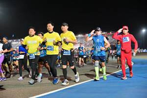 BIB: 4547, 44912, 45632, 45635, 3111
                            <button type="button" onclick="openModal(10576686)" class="btn btn-primary btn-sm float-right btn-popup" data-toggle="modal" data-target=".modal-high-quality">
                        <i class="fas fa-shopping-cart"></i> Add to Cart
                    </button>
                                            <button type="button" onclick="isThisMe(10576686, true)" class="btn btn-success btn-sm float-right btn-popup btn-isme hidden" data-toggle="tooltip" data-placement="bottom" title="นี่คือรูปของคุณใช่ไหม คลิกที่นี่เพื่อเอาเข้าอัลบั้ม">
                        <i class="fas fa-plus"></i> Add to album
                    </button>
                    <button type="button" onclick="isThisMe(10576686, false)" class="btn btn-warning btn-sm float-right btn-popup btn-isnotme hidden">
                        <i class="fas fa-ban"></i> Remove from album
                    </button>