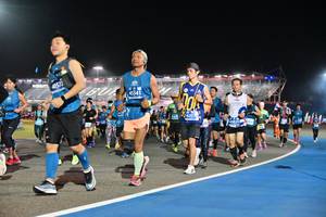 BIB: 40572, 45341, 42075, 45829
                            <button type="button" onclick="openModal(10576478)" class="btn btn-primary btn-sm float-right btn-popup" data-toggle="modal" data-target=".modal-high-quality">
                        <i class="fas fa-shopping-cart"></i> Add to Cart
                    </button>
                                            <button type="button" onclick="isThisMe(10576478, true)" class="btn btn-success btn-sm float-right btn-popup btn-isme hidden" data-toggle="tooltip" data-placement="bottom" title="นี่คือรูปของคุณใช่ไหม คลิกที่นี่เพื่อเอาเข้าอัลบั้ม">
                        <i class="fas fa-plus"></i> Add to album
                    </button>
                    <button type="button" onclick="isThisMe(10576478, false)" class="btn btn-warning btn-sm float-right btn-popup btn-isnotme hidden">
                        <i class="fas fa-ban"></i> Remove from album
                    </button>