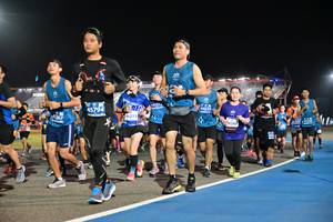 BIB: 44659, 45794, 46273, 267
                            <button type="button" onclick="openModal(10576521)" class="btn btn-primary btn-sm float-right btn-popup" data-toggle="modal" data-target=".modal-high-quality">
                        <i class="fas fa-shopping-cart"></i> Add to Cart
                    </button>
                                            <button type="button" onclick="isThisMe(10576521, true)" class="btn btn-success btn-sm float-right btn-popup btn-isme hidden" data-toggle="tooltip" data-placement="bottom" title="นี่คือรูปของคุณใช่ไหม คลิกที่นี่เพื่อเอาเข้าอัลบั้ม">
                        <i class="fas fa-plus"></i> Add to album
                    </button>
                    <button type="button" onclick="isThisMe(10576521, false)" class="btn btn-warning btn-sm float-right btn-popup btn-isnotme hidden">
                        <i class="fas fa-ban"></i> Remove from album
                    </button>
