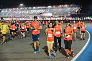 BIB: 24618, 28354
                            <button type="button" onclick="openModal(10607005)" class="btn btn-primary btn-sm float-right btn-popup" data-toggle="modal" data-target=".modal-high-quality">
                        <i class="fas fa-shopping-cart"></i> Add to Cart
                    </button>
                                            <button type="button" onclick="isThisMe(10607005, true)" class="btn btn-success btn-sm float-right btn-popup btn-isme hidden" data-toggle="tooltip" data-placement="bottom" title="นี่คือรูปของคุณใช่ไหม คลิกที่นี่เพื่อเอาเข้าอัลบั้ม">
                        <i class="fas fa-plus"></i> Add to album
                    </button>
                    <button type="button" onclick="isThisMe(10607005, false)" class="btn btn-warning btn-sm float-right btn-popup btn-isnotme hidden">
                        <i class="fas fa-ban"></i> Remove from album
                    </button>