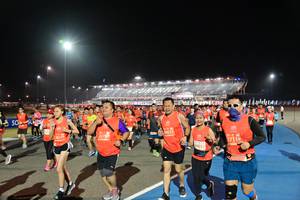 BIB: 0633, 27119, 0637
                            <button type="button" onclick="openModal(10604368)" class="btn btn-primary btn-sm float-right btn-popup" data-toggle="modal" data-target=".modal-high-quality">
                        <i class="fas fa-shopping-cart"></i> Add to Cart
                    </button>
                                            <button type="button" onclick="isThisMe(10604368, true)" class="btn btn-success btn-sm float-right btn-popup btn-isme hidden" data-toggle="tooltip" data-placement="bottom" title="นี่คือรูปของคุณใช่ไหม คลิกที่นี่เพื่อเอาเข้าอัลบั้ม">
                        <i class="fas fa-plus"></i> Add to album
                    </button>
                    <button type="button" onclick="isThisMe(10604368, false)" class="btn btn-warning btn-sm float-right btn-popup btn-isnotme hidden">
                        <i class="fas fa-ban"></i> Remove from album
                    </button>