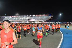 BIB: 27154, 26758
                            <button type="button" onclick="openModal(10592226)" class="btn btn-primary btn-sm float-right btn-popup" data-toggle="modal" data-target=".modal-high-quality">
                        <i class="fas fa-shopping-cart"></i> Add to Cart
                    </button>
                                            <button type="button" onclick="isThisMe(10592226, true)" class="btn btn-success btn-sm float-right btn-popup btn-isme hidden" data-toggle="tooltip" data-placement="bottom" title="นี่คือรูปของคุณใช่ไหม คลิกที่นี่เพื่อเอาเข้าอัลบั้ม">
                        <i class="fas fa-plus"></i> Add to album
                    </button>
                    <button type="button" onclick="isThisMe(10592226, false)" class="btn btn-warning btn-sm float-right btn-popup btn-isnotme hidden">
                        <i class="fas fa-ban"></i> Remove from album
                    </button>
