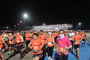 BIB: 0008, 2324, 378, 0770
                            <button type="button" onclick="openModal(10601111)" class="btn btn-primary btn-sm float-right btn-popup" data-toggle="modal" data-target=".modal-high-quality">
                        <i class="fas fa-shopping-cart"></i> Add to Cart
                    </button>
                                            <button type="button" onclick="isThisMe(10601111, true)" class="btn btn-success btn-sm float-right btn-popup btn-isme hidden" data-toggle="tooltip" data-placement="bottom" title="นี่คือรูปของคุณใช่ไหม คลิกที่นี่เพื่อเอาเข้าอัลบั้ม">
                        <i class="fas fa-plus"></i> Add to album
                    </button>
                    <button type="button" onclick="isThisMe(10601111, false)" class="btn btn-warning btn-sm float-right btn-popup btn-isnotme hidden">
                        <i class="fas fa-ban"></i> Remove from album
                    </button>