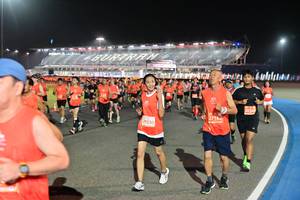 BIB: 20368, 27164, 29530
                            <button type="button" onclick="openModal(10592315)" class="btn btn-primary btn-sm float-right btn-popup" data-toggle="modal" data-target=".modal-high-quality">
                        <i class="fas fa-shopping-cart"></i> Add to Cart
                    </button>
                                            <button type="button" onclick="isThisMe(10592315, true)" class="btn btn-success btn-sm float-right btn-popup btn-isme hidden" data-toggle="tooltip" data-placement="bottom" title="นี่คือรูปของคุณใช่ไหม คลิกที่นี่เพื่อเอาเข้าอัลบั้ม">
                        <i class="fas fa-plus"></i> Add to album
                    </button>
                    <button type="button" onclick="isThisMe(10592315, false)" class="btn btn-warning btn-sm float-right btn-popup btn-isnotme hidden">
                        <i class="fas fa-ban"></i> Remove from album
                    </button>