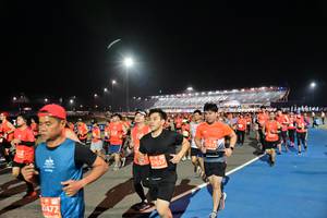 BIB: 27015, 27657, 2472
                            <button type="button" onclick="openModal(10604929)" class="btn btn-primary btn-sm float-right btn-popup" data-toggle="modal" data-target=".modal-high-quality">
                        <i class="fas fa-shopping-cart"></i> Add to Cart
                    </button>
                                            <button type="button" onclick="isThisMe(10604929, true)" class="btn btn-success btn-sm float-right btn-popup btn-isme hidden" data-toggle="tooltip" data-placement="bottom" title="นี่คือรูปของคุณใช่ไหม คลิกที่นี่เพื่อเอาเข้าอัลบั้ม">
                        <i class="fas fa-plus"></i> Add to album
                    </button>
                    <button type="button" onclick="isThisMe(10604929, false)" class="btn btn-warning btn-sm float-right btn-popup btn-isnotme hidden">
                        <i class="fas fa-ban"></i> Remove from album
                    </button>
