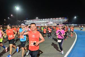 BIB: 26548, 21283, 28034, 266
                            <button type="button" onclick="openModal(10592452)" class="btn btn-primary btn-sm float-right btn-popup" data-toggle="modal" data-target=".modal-high-quality">
                        <i class="fas fa-shopping-cart"></i> Add to Cart
                    </button>
                                            <button type="button" onclick="isThisMe(10592452, true)" class="btn btn-success btn-sm float-right btn-popup btn-isme hidden" data-toggle="tooltip" data-placement="bottom" title="นี่คือรูปของคุณใช่ไหม คลิกที่นี่เพื่อเอาเข้าอัลบั้ม">
                        <i class="fas fa-plus"></i> Add to album
                    </button>
                    <button type="button" onclick="isThisMe(10592452, false)" class="btn btn-warning btn-sm float-right btn-popup btn-isnotme hidden">
                        <i class="fas fa-ban"></i> Remove from album
                    </button>