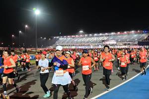 BIB: 22047, 28676, 29627
                            <button type="button" onclick="openModal(10602262)" class="btn btn-primary btn-sm float-right btn-popup" data-toggle="modal" data-target=".modal-high-quality">
                        <i class="fas fa-shopping-cart"></i> Add to Cart
                    </button>
                                            <button type="button" onclick="isThisMe(10602262, true)" class="btn btn-success btn-sm float-right btn-popup btn-isme hidden" data-toggle="tooltip" data-placement="bottom" title="นี่คือรูปของคุณใช่ไหม คลิกที่นี่เพื่อเอาเข้าอัลบั้ม">
                        <i class="fas fa-plus"></i> Add to album
                    </button>
                    <button type="button" onclick="isThisMe(10602262, false)" class="btn btn-warning btn-sm float-right btn-popup btn-isnotme hidden">
                        <i class="fas fa-ban"></i> Remove from album
                    </button>