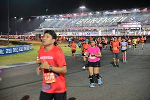 BIB: 81419
                            <button type="button" onclick="openModal(10606670)" class="btn btn-primary btn-sm float-right btn-popup" data-toggle="modal" data-target=".modal-high-quality">
                        <i class="fas fa-shopping-cart"></i> Add to Cart
                    </button>
                                            <button type="button" onclick="isThisMe(10606670, true)" class="btn btn-success btn-sm float-right btn-popup btn-isme hidden" data-toggle="tooltip" data-placement="bottom" title="นี่คือรูปของคุณใช่ไหม คลิกที่นี่เพื่อเอาเข้าอัลบั้ม">
                        <i class="fas fa-plus"></i> Add to album
                    </button>
                    <button type="button" onclick="isThisMe(10606670, false)" class="btn btn-warning btn-sm float-right btn-popup btn-isnotme hidden">
                        <i class="fas fa-ban"></i> Remove from album
                    </button>