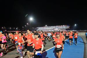 BIB: 21064, 28790
                            <button type="button" onclick="openModal(10599908)" class="btn btn-primary btn-sm float-right btn-popup" data-toggle="modal" data-target=".modal-high-quality">
                        <i class="fas fa-shopping-cart"></i> Add to Cart
                    </button>
                                            <button type="button" onclick="isThisMe(10599908, true)" class="btn btn-success btn-sm float-right btn-popup btn-isme hidden" data-toggle="tooltip" data-placement="bottom" title="นี่คือรูปของคุณใช่ไหม คลิกที่นี่เพื่อเอาเข้าอัลบั้ม">
                        <i class="fas fa-plus"></i> Add to album
                    </button>
                    <button type="button" onclick="isThisMe(10599908, false)" class="btn btn-warning btn-sm float-right btn-popup btn-isnotme hidden">
                        <i class="fas fa-ban"></i> Remove from album
                    </button>