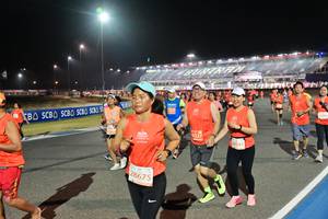 BIB: 24200, 0327, 0341, 28675
                            <button type="button" onclick="openModal(10606101)" class="btn btn-primary btn-sm float-right btn-popup" data-toggle="modal" data-target=".modal-high-quality">
                        <i class="fas fa-shopping-cart"></i> Add to Cart
                    </button>
                                            <button type="button" onclick="isThisMe(10606101, true)" class="btn btn-success btn-sm float-right btn-popup btn-isme hidden" data-toggle="tooltip" data-placement="bottom" title="นี่คือรูปของคุณใช่ไหม คลิกที่นี่เพื่อเอาเข้าอัลบั้ม">
                        <i class="fas fa-plus"></i> Add to album
                    </button>
                    <button type="button" onclick="isThisMe(10606101, false)" class="btn btn-warning btn-sm float-right btn-popup btn-isnotme hidden">
                        <i class="fas fa-ban"></i> Remove from album
                    </button>