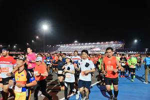 BIB: 22022, 21902, 379
                            <button type="button" onclick="openModal(10599131)" class="btn btn-primary btn-sm float-right btn-popup" data-toggle="modal" data-target=".modal-high-quality">
                        <i class="fas fa-shopping-cart"></i> Add to Cart
                    </button>
                                            <button type="button" onclick="isThisMe(10599131, true)" class="btn btn-success btn-sm float-right btn-popup btn-isme hidden" data-toggle="tooltip" data-placement="bottom" title="นี่คือรูปของคุณใช่ไหม คลิกที่นี่เพื่อเอาเข้าอัลบั้ม">
                        <i class="fas fa-plus"></i> Add to album
                    </button>
                    <button type="button" onclick="isThisMe(10599131, false)" class="btn btn-warning btn-sm float-right btn-popup btn-isnotme hidden">
                        <i class="fas fa-ban"></i> Remove from album
                    </button>