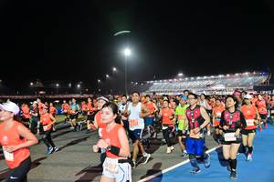 BIB: 23224, 4517
                            <button type="button" onclick="openModal(10598758)" class="btn btn-primary btn-sm float-right btn-popup" data-toggle="modal" data-target=".modal-high-quality">
                        <i class="fas fa-shopping-cart"></i> Add to Cart
                    </button>
                                            <button type="button" onclick="isThisMe(10598758, true)" class="btn btn-success btn-sm float-right btn-popup btn-isme hidden" data-toggle="tooltip" data-placement="bottom" title="นี่คือรูปของคุณใช่ไหม คลิกที่นี่เพื่อเอาเข้าอัลบั้ม">
                        <i class="fas fa-plus"></i> Add to album
                    </button>
                    <button type="button" onclick="isThisMe(10598758, false)" class="btn btn-warning btn-sm float-right btn-popup btn-isnotme hidden">
                        <i class="fas fa-ban"></i> Remove from album
                    </button>