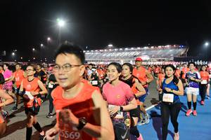 BIB: 2483, 569
                            <button type="button" onclick="openModal(10604117)" class="btn btn-primary btn-sm float-right btn-popup" data-toggle="modal" data-target=".modal-high-quality">
                        <i class="fas fa-shopping-cart"></i> Add to Cart
                    </button>
                                            <button type="button" onclick="isThisMe(10604117, true)" class="btn btn-success btn-sm float-right btn-popup btn-isme hidden" data-toggle="tooltip" data-placement="bottom" title="นี่คือรูปของคุณใช่ไหม คลิกที่นี่เพื่อเอาเข้าอัลบั้ม">
                        <i class="fas fa-plus"></i> Add to album
                    </button>
                    <button type="button" onclick="isThisMe(10604117, false)" class="btn btn-warning btn-sm float-right btn-popup btn-isnotme hidden">
                        <i class="fas fa-ban"></i> Remove from album
                    </button>