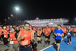 BIB: 26263, 29614
                            <button type="button" onclick="openModal(10603555)" class="btn btn-primary btn-sm float-right btn-popup" data-toggle="modal" data-target=".modal-high-quality">
                        <i class="fas fa-shopping-cart"></i> Add to Cart
                    </button>
                                            <button type="button" onclick="isThisMe(10603555, true)" class="btn btn-success btn-sm float-right btn-popup btn-isme hidden" data-toggle="tooltip" data-placement="bottom" title="นี่คือรูปของคุณใช่ไหม คลิกที่นี่เพื่อเอาเข้าอัลบั้ม">
                        <i class="fas fa-plus"></i> Add to album
                    </button>
                    <button type="button" onclick="isThisMe(10603555, false)" class="btn btn-warning btn-sm float-right btn-popup btn-isnotme hidden">
                        <i class="fas fa-ban"></i> Remove from album
                    </button>