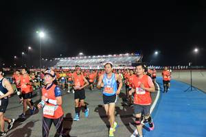 BIB: 200, 26684, 28625
                            <button type="button" onclick="openModal(10594704)" class="btn btn-primary btn-sm float-right btn-popup" data-toggle="modal" data-target=".modal-high-quality">
                        <i class="fas fa-shopping-cart"></i> Add to Cart
                    </button>
                                            <button type="button" onclick="isThisMe(10594704, true)" class="btn btn-success btn-sm float-right btn-popup btn-isme hidden" data-toggle="tooltip" data-placement="bottom" title="นี่คือรูปของคุณใช่ไหม คลิกที่นี่เพื่อเอาเข้าอัลบั้ม">
                        <i class="fas fa-plus"></i> Add to album
                    </button>
                    <button type="button" onclick="isThisMe(10594704, false)" class="btn btn-warning btn-sm float-right btn-popup btn-isnotme hidden">
                        <i class="fas fa-ban"></i> Remove from album
                    </button>
