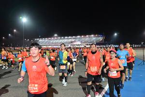 BIB: 0697, 27850, 28084, 22744, 
                            <button type="button" onclick="openModal(10596421)" class="btn btn-primary btn-sm float-right btn-popup" data-toggle="modal" data-target=".modal-high-quality">
                        <i class="fas fa-shopping-cart"></i> Add to Cart
                    </button>
                                            <button type="button" onclick="isThisMe(10596421, true)" class="btn btn-success btn-sm float-right btn-popup btn-isme hidden" data-toggle="tooltip" data-placement="bottom" title="นี่คือรูปของคุณใช่ไหม คลิกที่นี่เพื่อเอาเข้าอัลบั้ม">
                        <i class="fas fa-plus"></i> Add to album
                    </button>
                    <button type="button" onclick="isThisMe(10596421, false)" class="btn btn-warning btn-sm float-right btn-popup btn-isnotme hidden">
                        <i class="fas fa-ban"></i> Remove from album
                    </button>