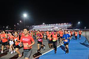 BIB: 20264, 194
                            <button type="button" onclick="openModal(10599045)" class="btn btn-primary btn-sm float-right btn-popup" data-toggle="modal" data-target=".modal-high-quality">
                        <i class="fas fa-shopping-cart"></i> Add to Cart
                    </button>
                                            <button type="button" onclick="isThisMe(10599045, true)" class="btn btn-success btn-sm float-right btn-popup btn-isme hidden" data-toggle="tooltip" data-placement="bottom" title="นี่คือรูปของคุณใช่ไหม คลิกที่นี่เพื่อเอาเข้าอัลบั้ม">
                        <i class="fas fa-plus"></i> Add to album
                    </button>
                    <button type="button" onclick="isThisMe(10599045, false)" class="btn btn-warning btn-sm float-right btn-popup btn-isnotme hidden">
                        <i class="fas fa-ban"></i> Remove from album
                    </button>