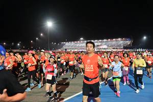 BIB: 22574, 26360, 063
                            <button type="button" onclick="openModal(10603012)" class="btn btn-primary btn-sm float-right btn-popup" data-toggle="modal" data-target=".modal-high-quality">
                        <i class="fas fa-shopping-cart"></i> Add to Cart
                    </button>
                                            <button type="button" onclick="isThisMe(10603012, true)" class="btn btn-success btn-sm float-right btn-popup btn-isme hidden" data-toggle="tooltip" data-placement="bottom" title="นี่คือรูปของคุณใช่ไหม คลิกที่นี่เพื่อเอาเข้าอัลบั้ม">
                        <i class="fas fa-plus"></i> Add to album
                    </button>
                    <button type="button" onclick="isThisMe(10603012, false)" class="btn btn-warning btn-sm float-right btn-popup btn-isnotme hidden">
                        <i class="fas fa-ban"></i> Remove from album
                    </button>