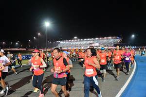 BIB: 28883
                            <button type="button" onclick="openModal(10596923)" class="btn btn-primary btn-sm float-right btn-popup" data-toggle="modal" data-target=".modal-high-quality">
                        <i class="fas fa-shopping-cart"></i> Add to Cart
                    </button>
                                            <button type="button" onclick="isThisMe(10596923, true)" class="btn btn-success btn-sm float-right btn-popup btn-isme hidden" data-toggle="tooltip" data-placement="bottom" title="นี่คือรูปของคุณใช่ไหม คลิกที่นี่เพื่อเอาเข้าอัลบั้ม">
                        <i class="fas fa-plus"></i> Add to album
                    </button>
                    <button type="button" onclick="isThisMe(10596923, false)" class="btn btn-warning btn-sm float-right btn-popup btn-isnotme hidden">
                        <i class="fas fa-ban"></i> Remove from album
                    </button>
