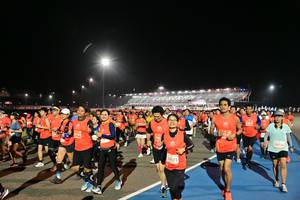 BIB: 28026, 194, 673
                            <button type="button" onclick="openModal(10600335)" class="btn btn-primary btn-sm float-right btn-popup" data-toggle="modal" data-target=".modal-high-quality">
                        <i class="fas fa-shopping-cart"></i> Add to Cart
                    </button>
                                            <button type="button" onclick="isThisMe(10600335, true)" class="btn btn-success btn-sm float-right btn-popup btn-isme hidden" data-toggle="tooltip" data-placement="bottom" title="นี่คือรูปของคุณใช่ไหม คลิกที่นี่เพื่อเอาเข้าอัลบั้ม">
                        <i class="fas fa-plus"></i> Add to album
                    </button>
                    <button type="button" onclick="isThisMe(10600335, false)" class="btn btn-warning btn-sm float-right btn-popup btn-isnotme hidden">
                        <i class="fas fa-ban"></i> Remove from album
                    </button>