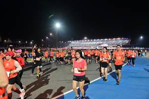 BIB: 21747
                            <button type="button" onclick="openModal(10604695)" class="btn btn-primary btn-sm float-right btn-popup" data-toggle="modal" data-target=".modal-high-quality">
                        <i class="fas fa-shopping-cart"></i> Add to Cart
                    </button>
                                            <button type="button" onclick="isThisMe(10604695, true)" class="btn btn-success btn-sm float-right btn-popup btn-isme hidden" data-toggle="tooltip" data-placement="bottom" title="นี่คือรูปของคุณใช่ไหม คลิกที่นี่เพื่อเอาเข้าอัลบั้ม">
                        <i class="fas fa-plus"></i> Add to album
                    </button>
                    <button type="button" onclick="isThisMe(10604695, false)" class="btn btn-warning btn-sm float-right btn-popup btn-isnotme hidden">
                        <i class="fas fa-ban"></i> Remove from album
                    </button>